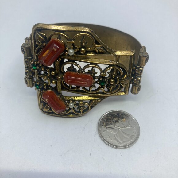 Vtg SELRO SELINI ? belt gold tone chunky statement piece cuff bracelet - Picture 7 of 7